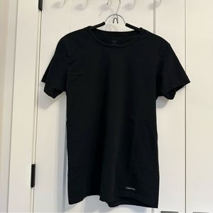 Calvin Klein T-shirt